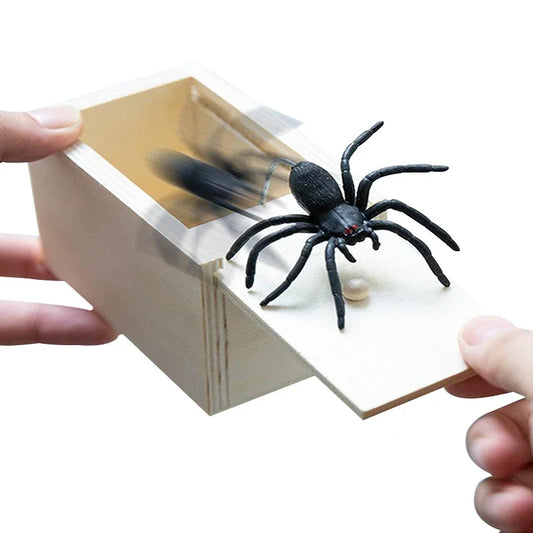 Spider Prank Toy with Wooden Box for Halloween Parties