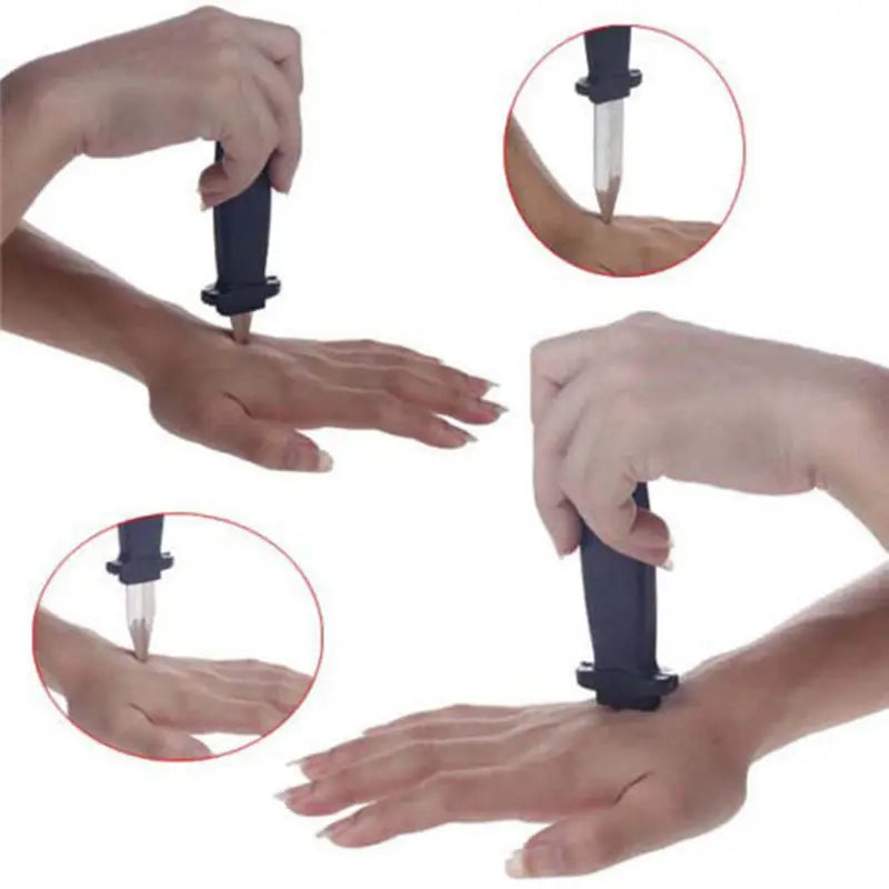 Telescopic Fake Knife 18cm Magic Prop Toy for Halloween Parties