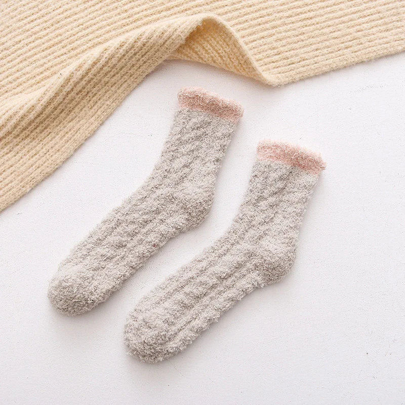 Women's Winter Socks Coral Velvet Warm Fuzzy Floor Socks 2-Pair