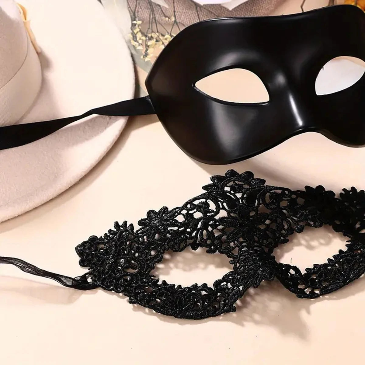 Masquerade Mask – 2-Piece Black Lace Set for Halloween Parties