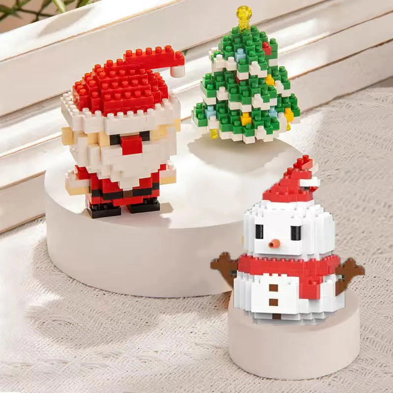 Christmas Building Blocks Set – Santa & Reindeer Micro Bricks