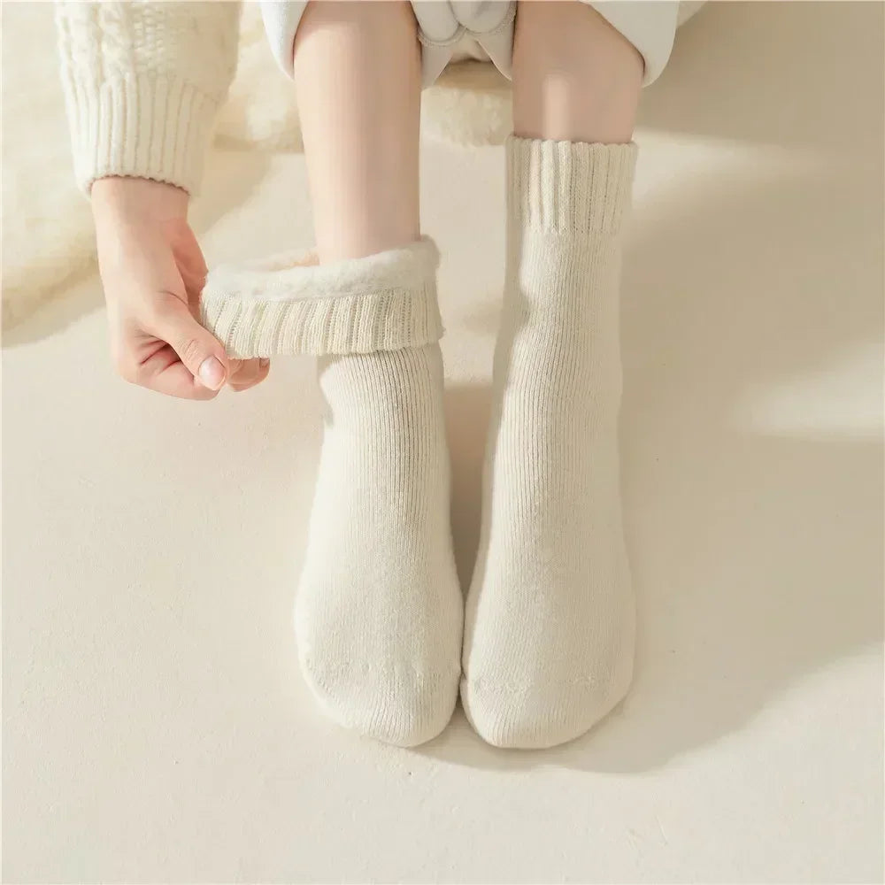 Women's Winter Socks Thick Warm Casual Crew Socks 3-Pack