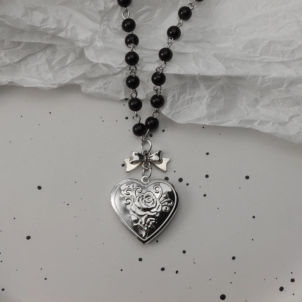 Gothic Pendant Necklace, Y2K Beaded Heart Design for Unisex Style