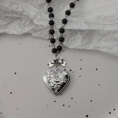 Gothic Pendant Necklace, Y2K Beaded Heart Design for Unisex Style