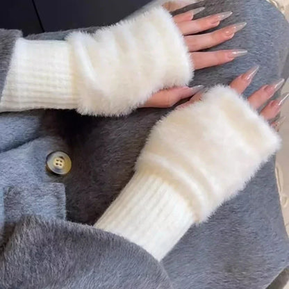 Women's Fingerless Gloves – Warm Plush Half-Finger Winter Gloves