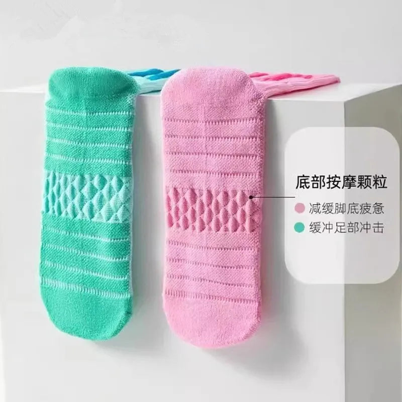Men's Basketball Socks with Thick Bottom for Sports & Training