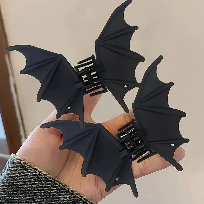 Gothic Bat Hair Clip – Matte Black Halloween Hair Accessory
