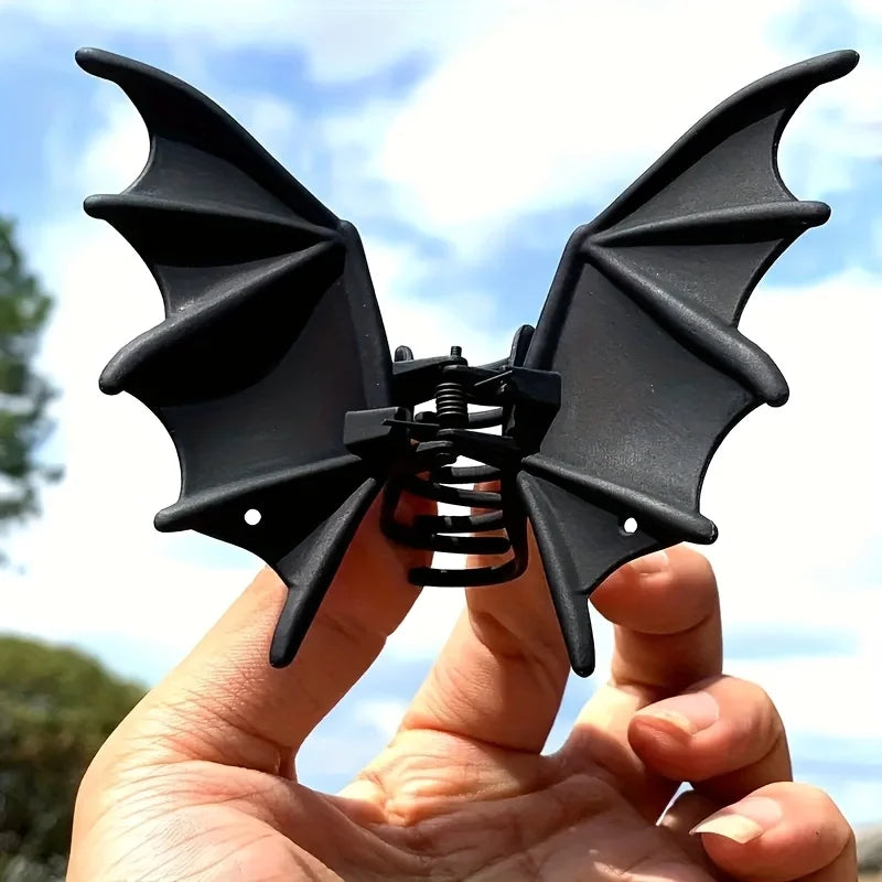 Gothic Bat Hair Clip – Matte Black Halloween Hair Accessory