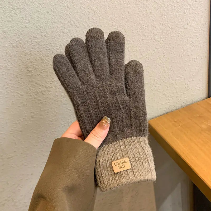 Winter Gloves Touchscreen Warm Knit Gloves for Outdoor Activities