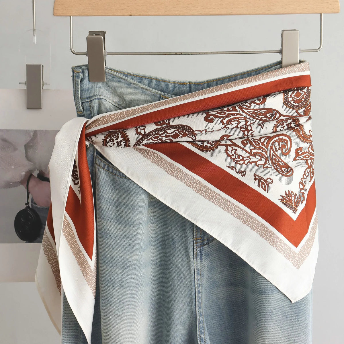 Women’s Scarf Triangular Tie Dye Head Scarf for Spring