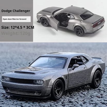 1:32 Diecast Car Model – Pull-Back Sports Car with Lights & Sound